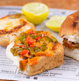 Schezwan Bell Peppers Pav Recipe